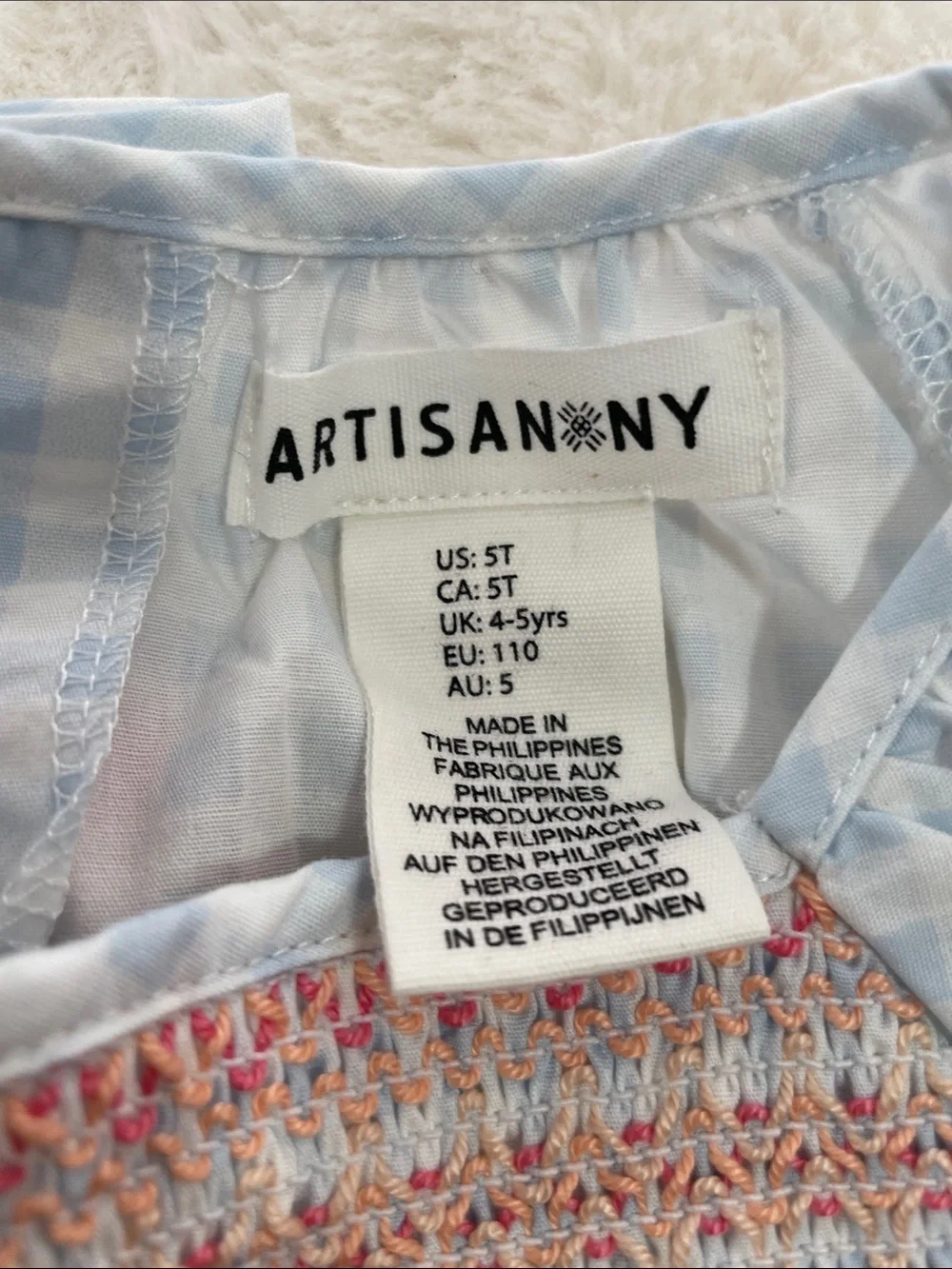 SALE! NWT Artisan NY Girls Blue Gingham Smocked Top with White Shorts Size 5T